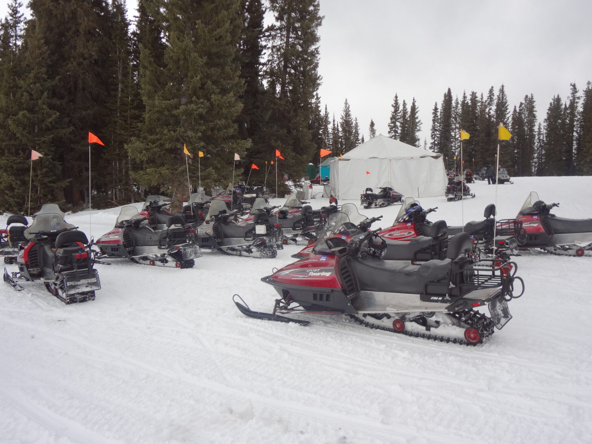 aspen-snowmobile-tent